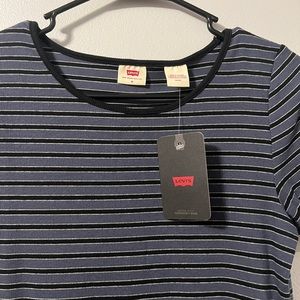 NWT Levi’s Baby Tee